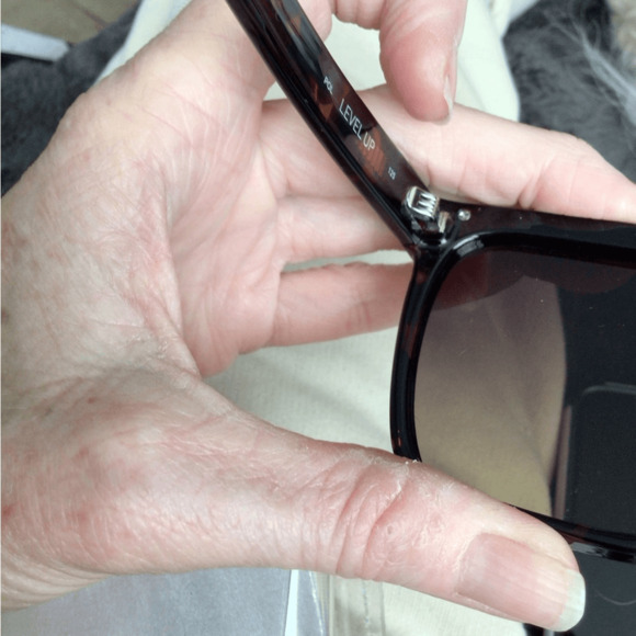 NEW ! Quay Level up POLARIZED Tortoise Shell Sunglasses main image 6